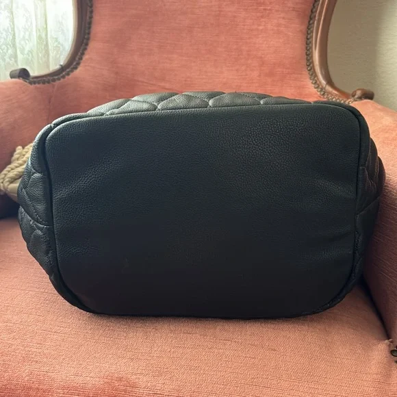 Betsey Johnson NY Black White Dot Quilted Vegan Leather Large Tote Bag Purse - Picture 7 of 11